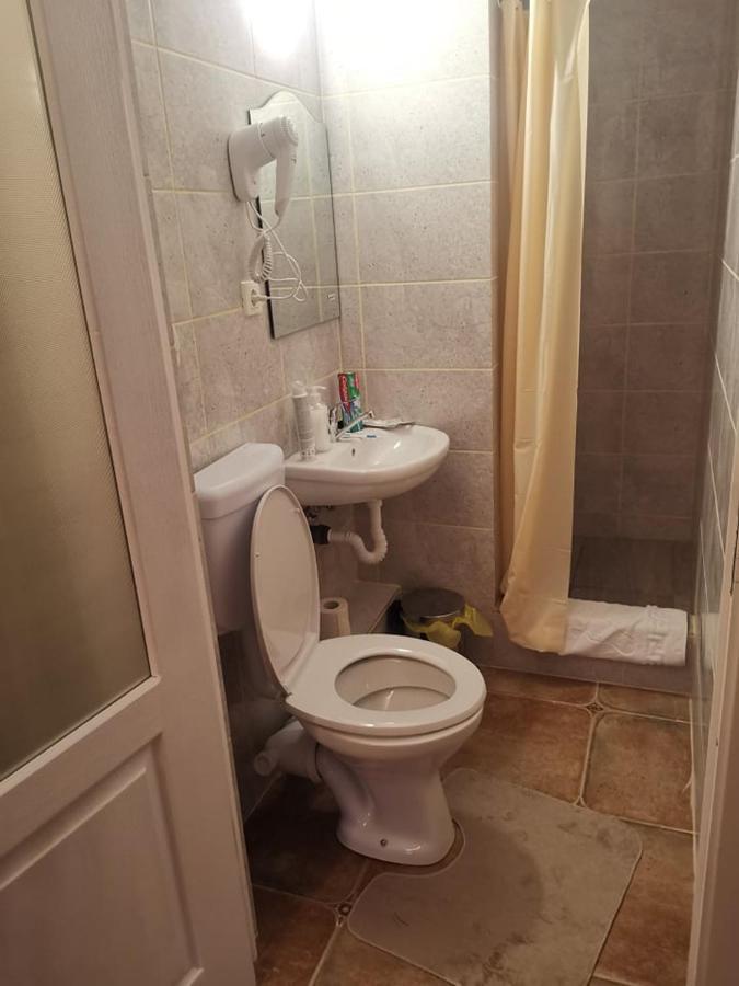 Stars Livezeni Otel Ivanesti Dış mekan fotoğraf