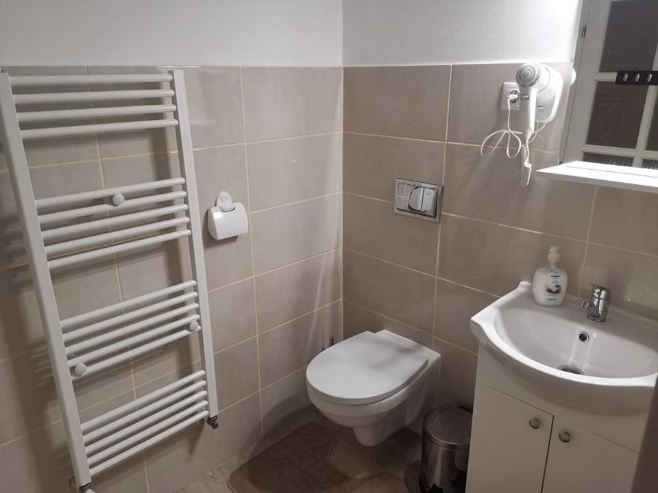 Stars Livezeni Otel Ivanesti Dış mekan fotoğraf