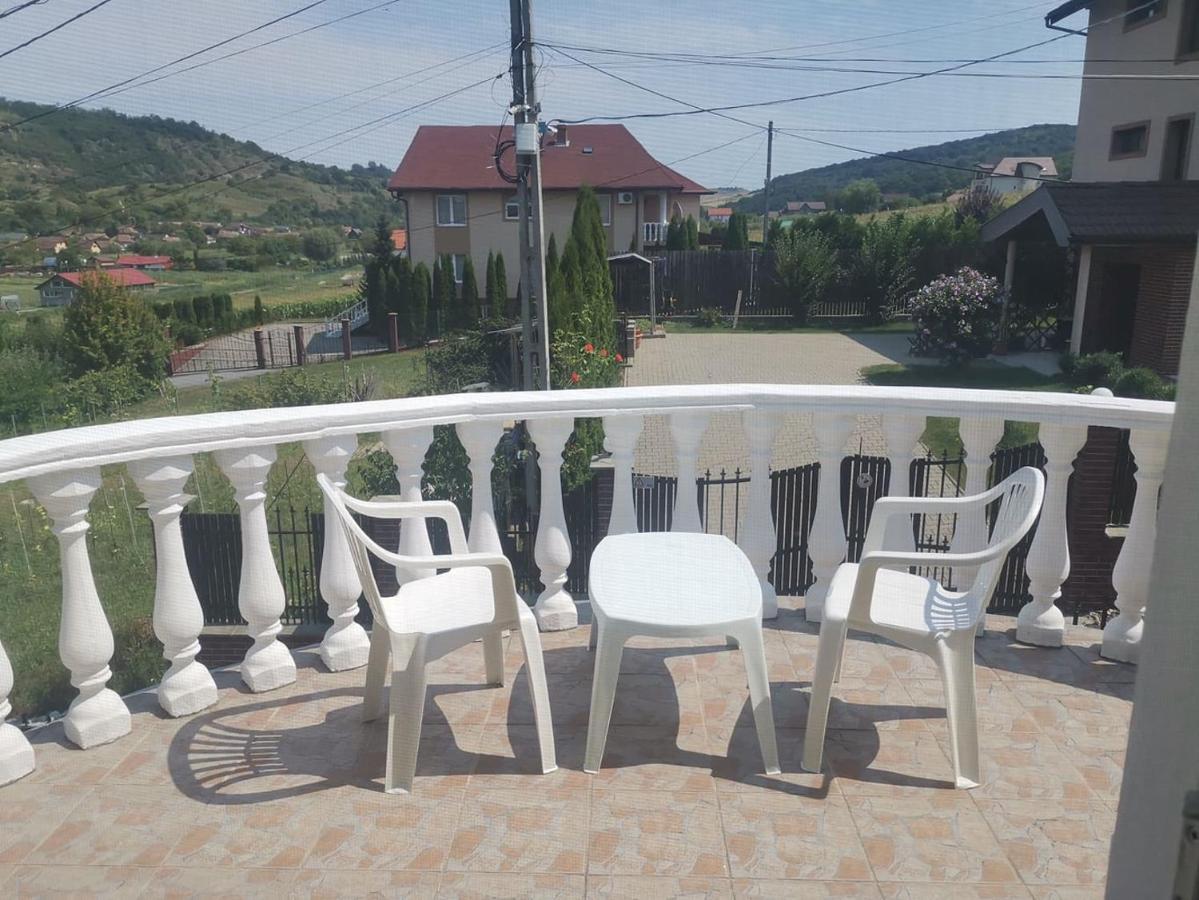 Stars Livezeni Otel Ivanesti Dış mekan fotoğraf