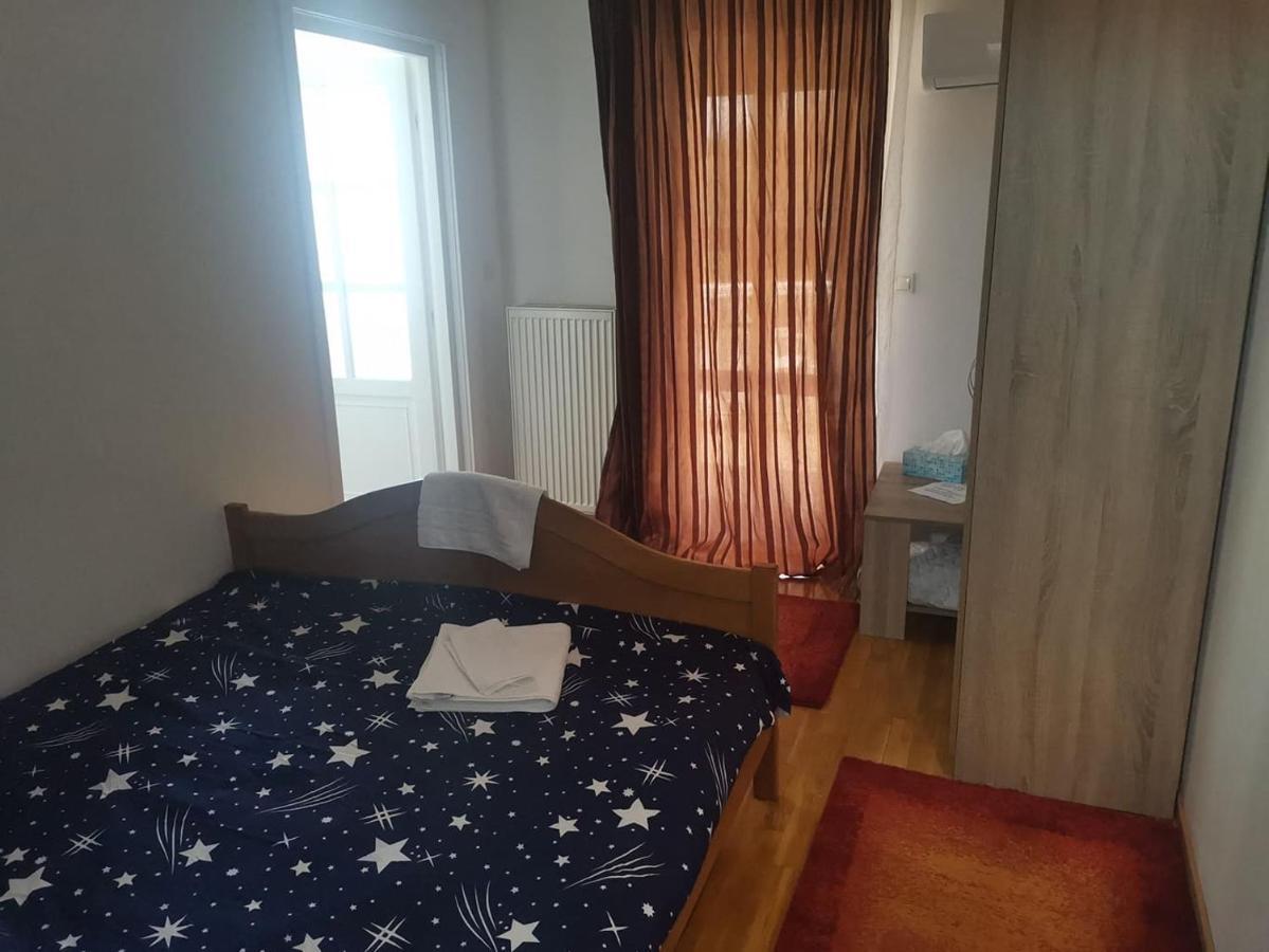 Stars Livezeni Otel Ivanesti Dış mekan fotoğraf