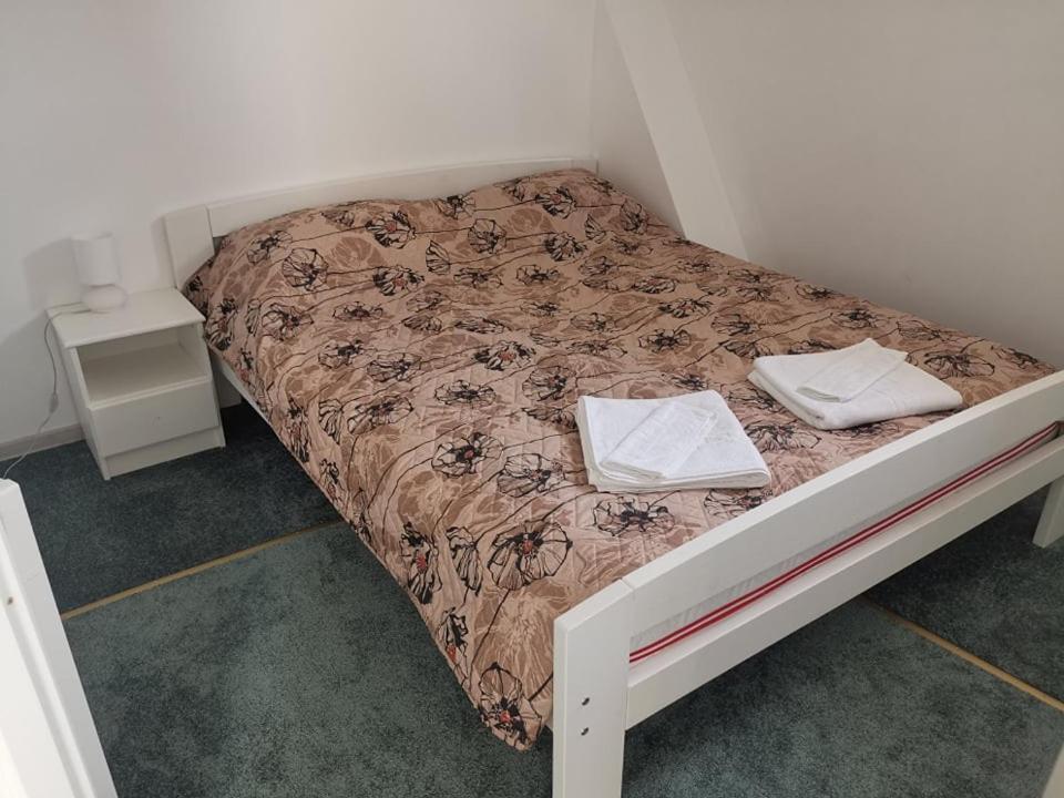Stars Livezeni Otel Ivanesti Dış mekan fotoğraf