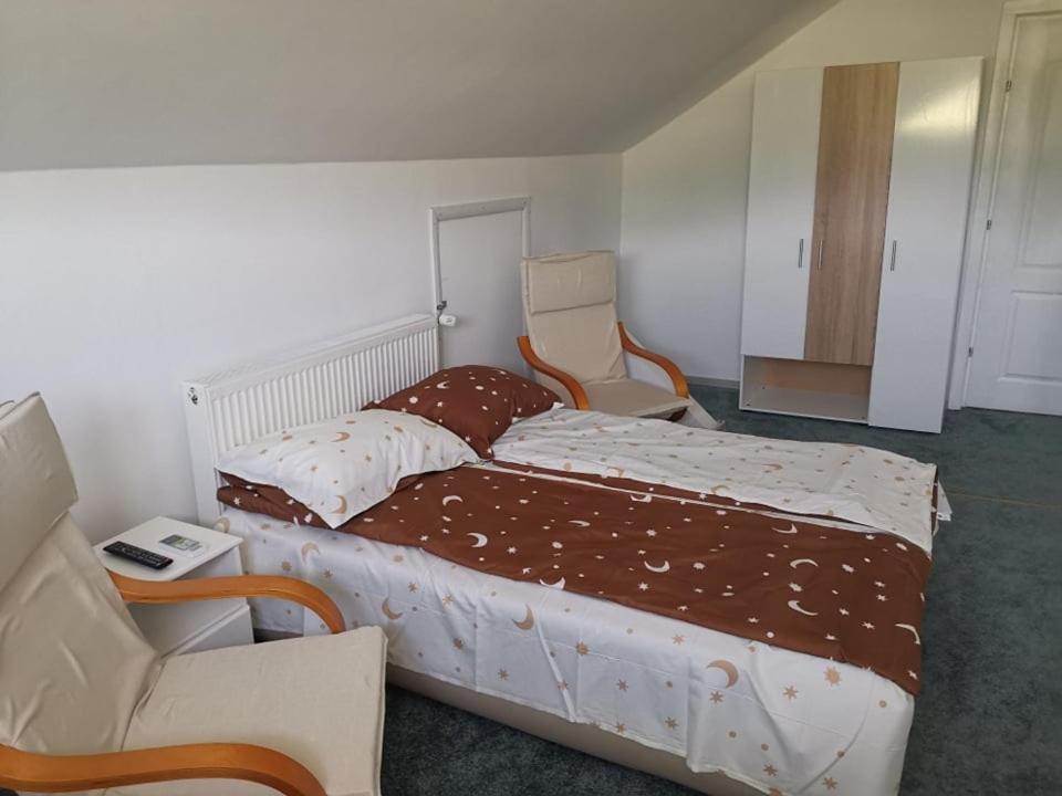 Stars Livezeni Otel Ivanesti Dış mekan fotoğraf