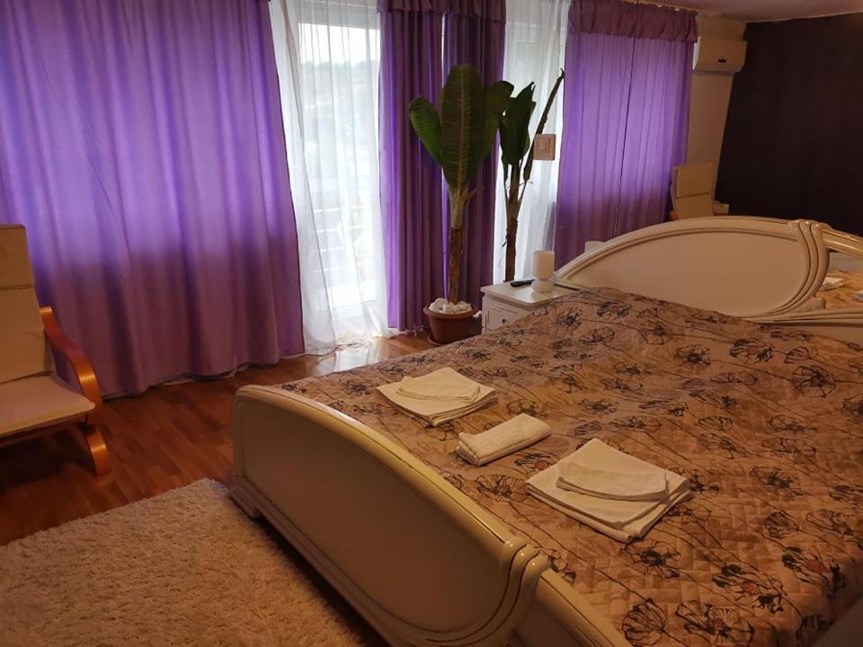 Stars Livezeni Otel Ivanesti Dış mekan fotoğraf