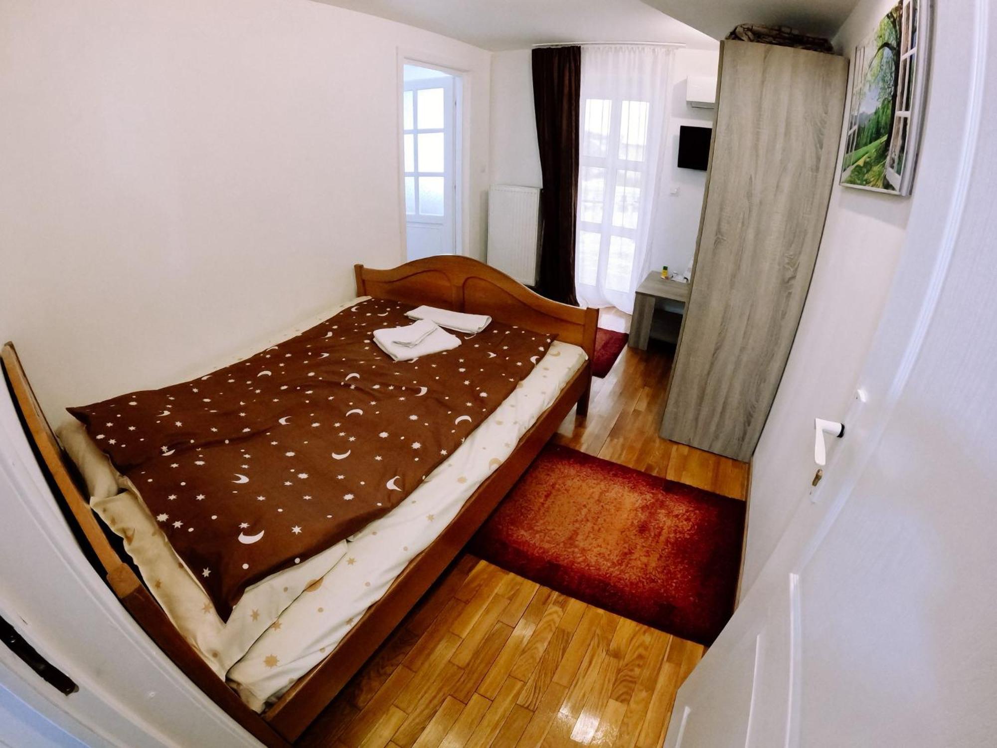 Stars Livezeni Otel Ivanesti Dış mekan fotoğraf